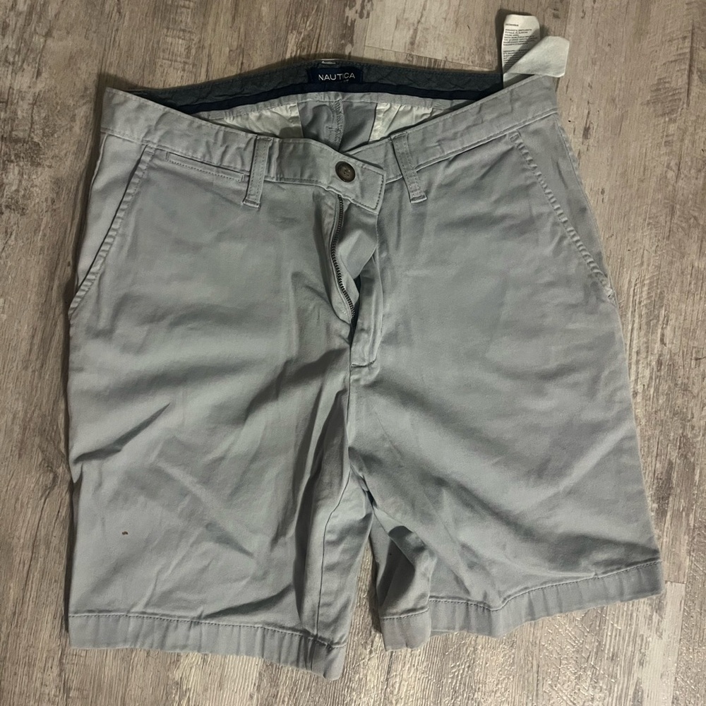 Nautica Light Gray Men's Flat Front Shorts